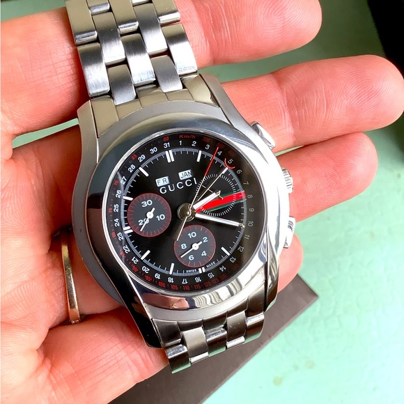 BIG and BEAUTIFUL GUCCI watch for man 💥💥💥 - Picture 3 of 12